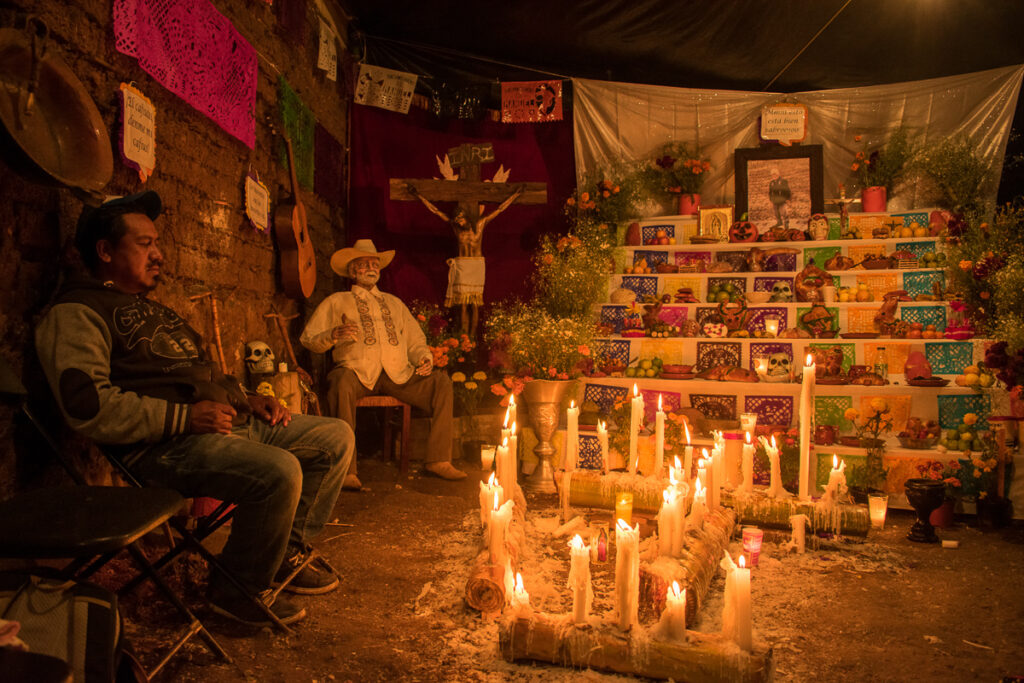 Celebración de Día de Muertos en Malinalco pueblo mágico
