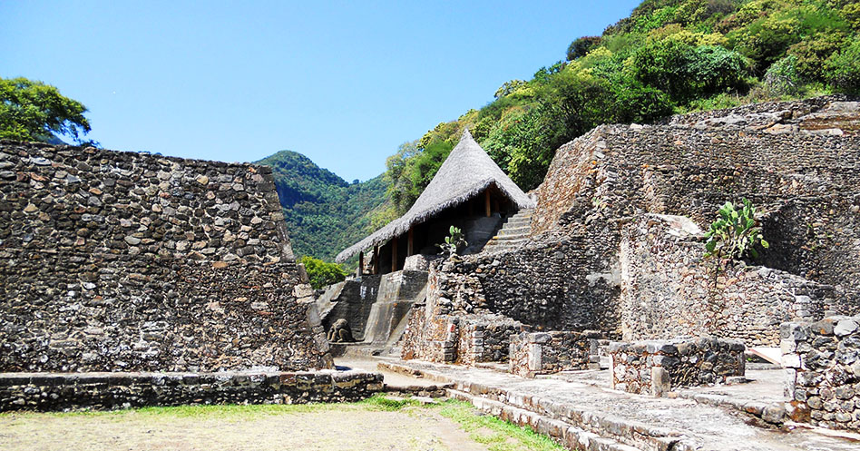 Guerreros Águila y Jaguar en la zona arqueológica de Malinalco